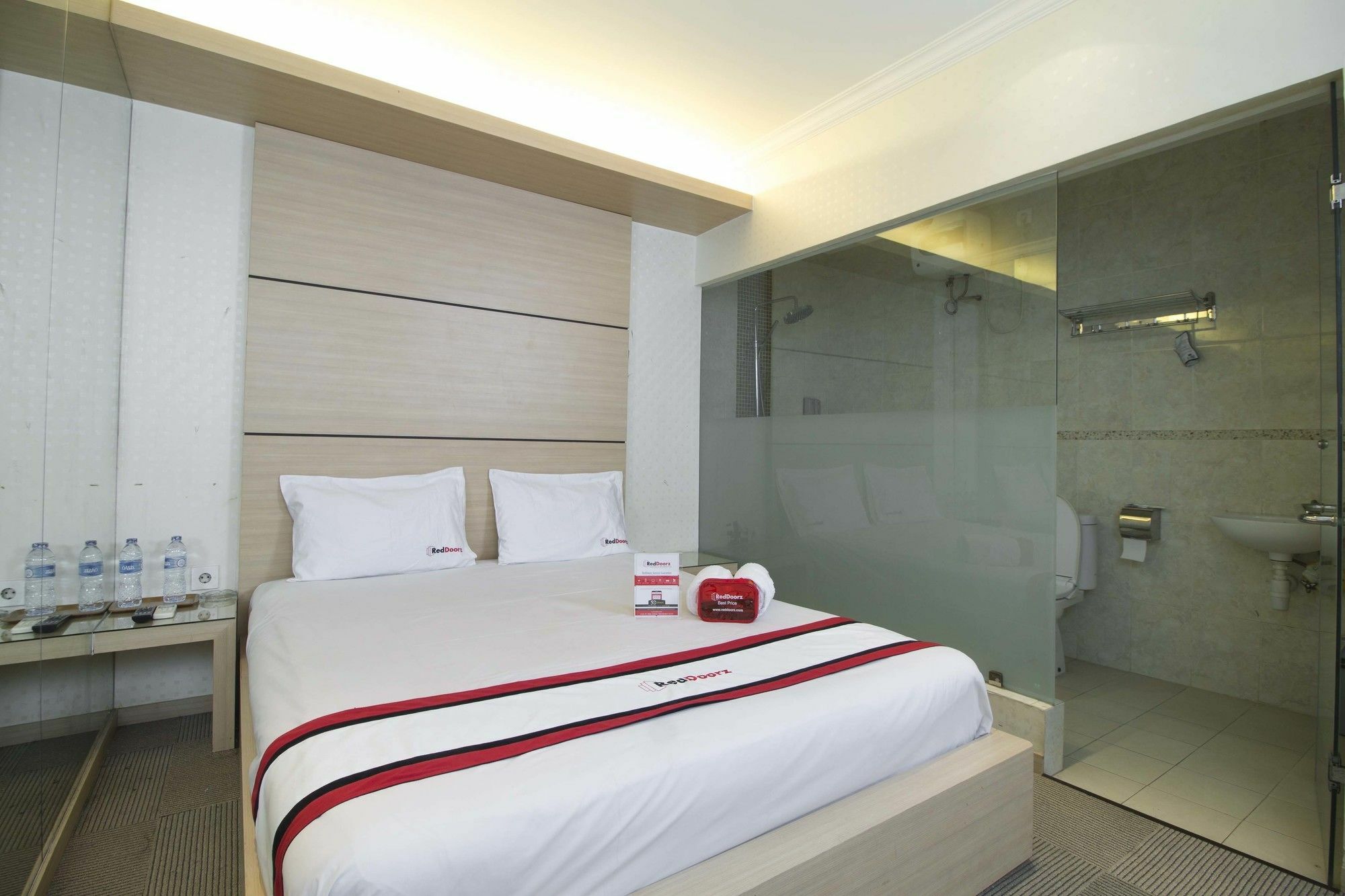 Hotel Reddoorz @ Mangga Besar 5 2*